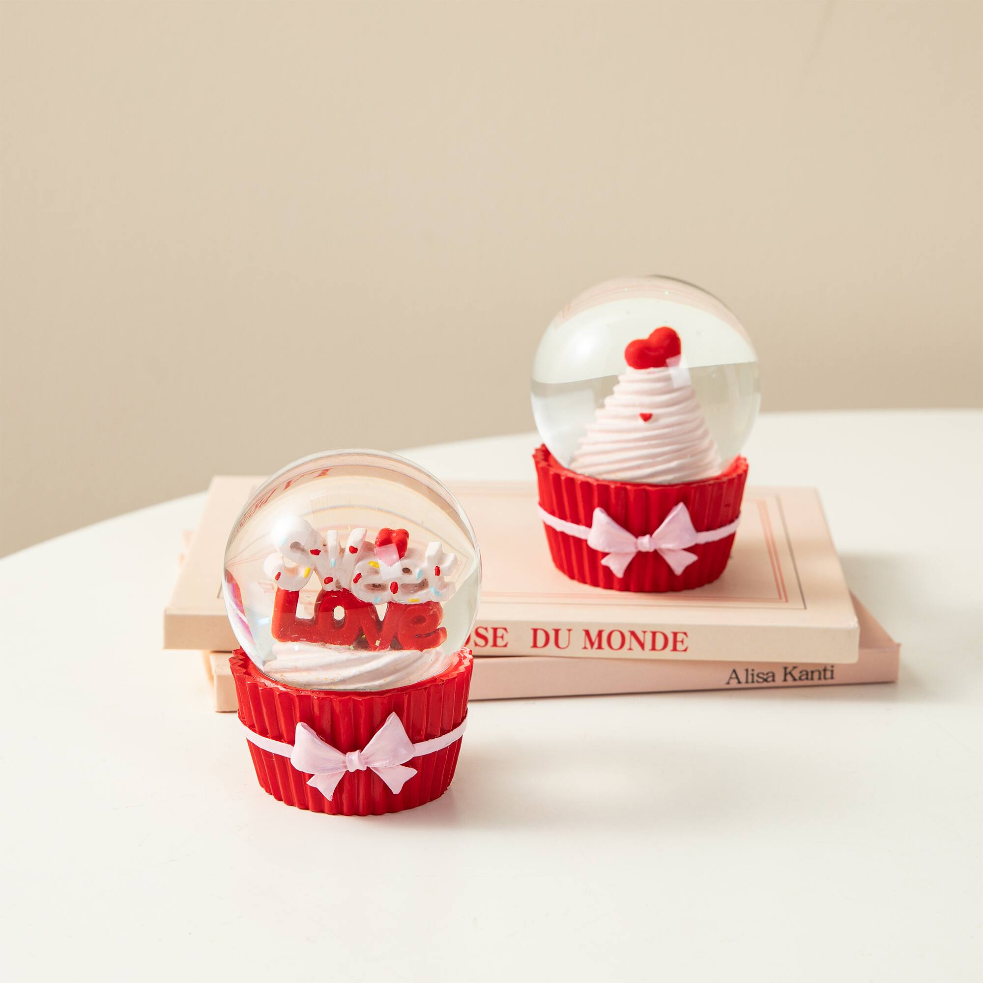 Glitzhome® 3.25" Valentine's Cupcake Waterglobes Set